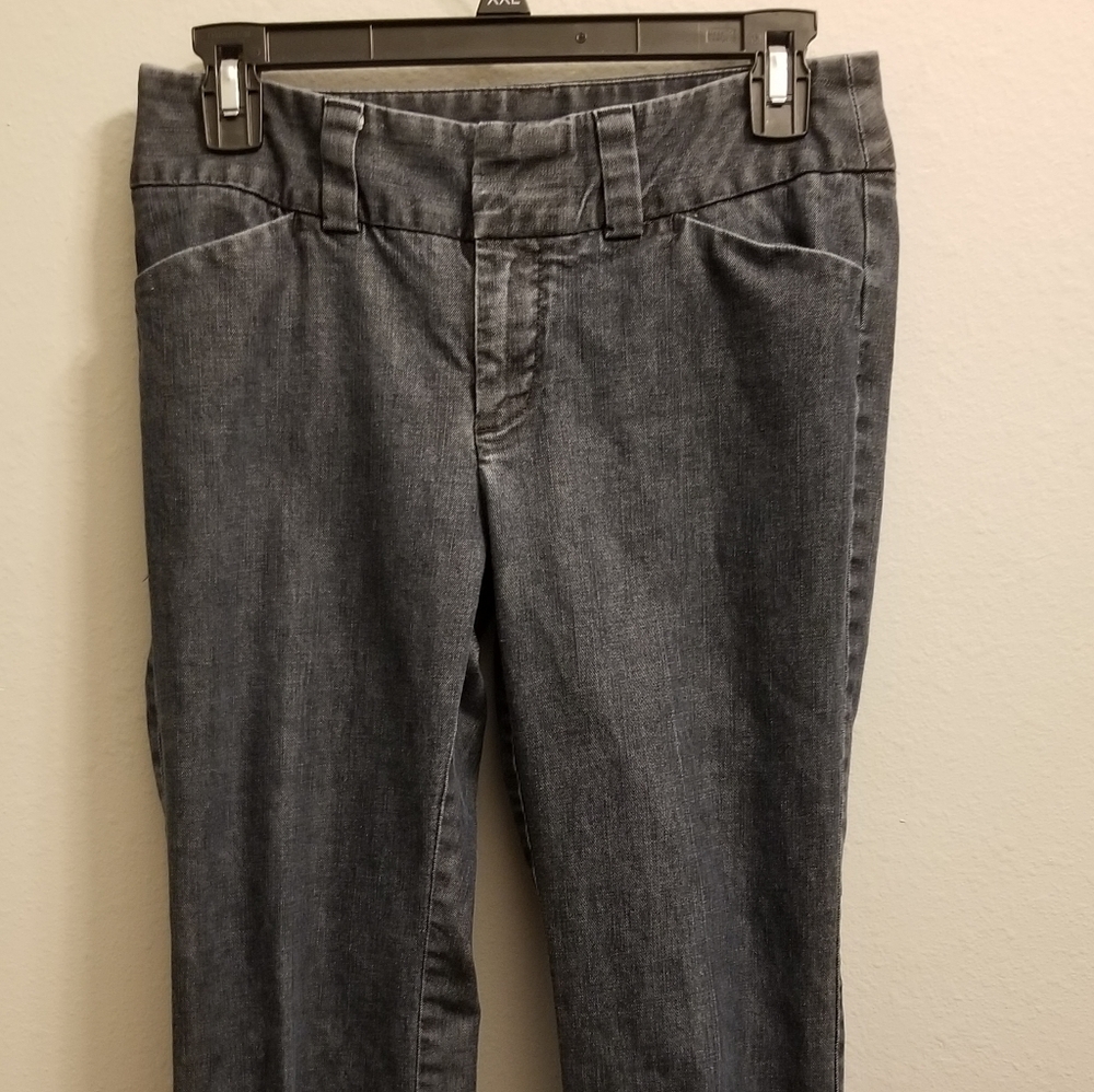 GAP Womens Curvy Fit Flared Leg Jean's size 4